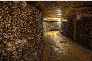 Découvrez les catacombes paris